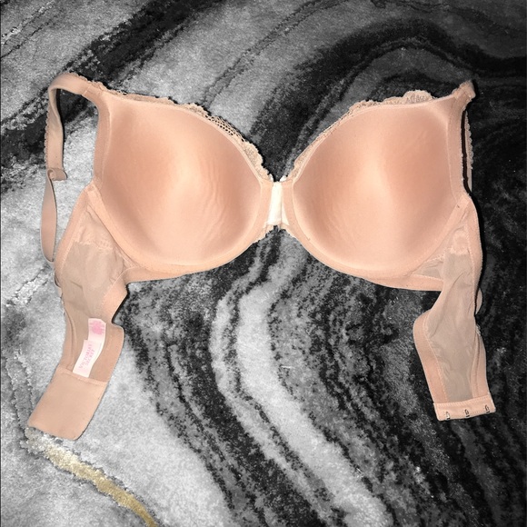 Victoria’s Secret Bra - Picture 3 of 4